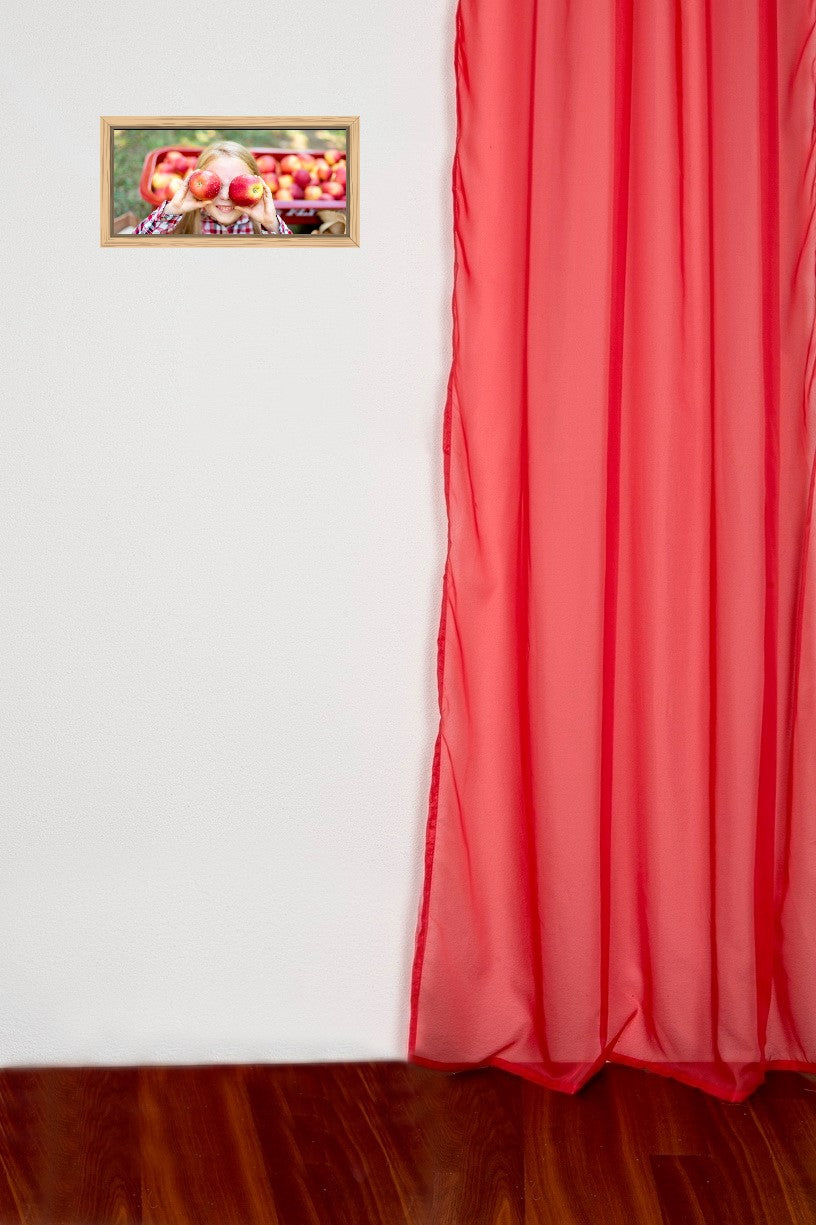 Red day curtain Amanda