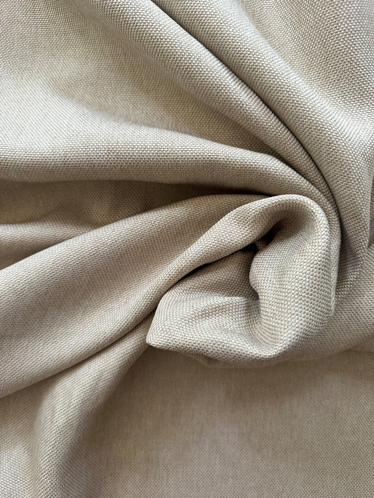 Curtain de dégoût Camel Mira