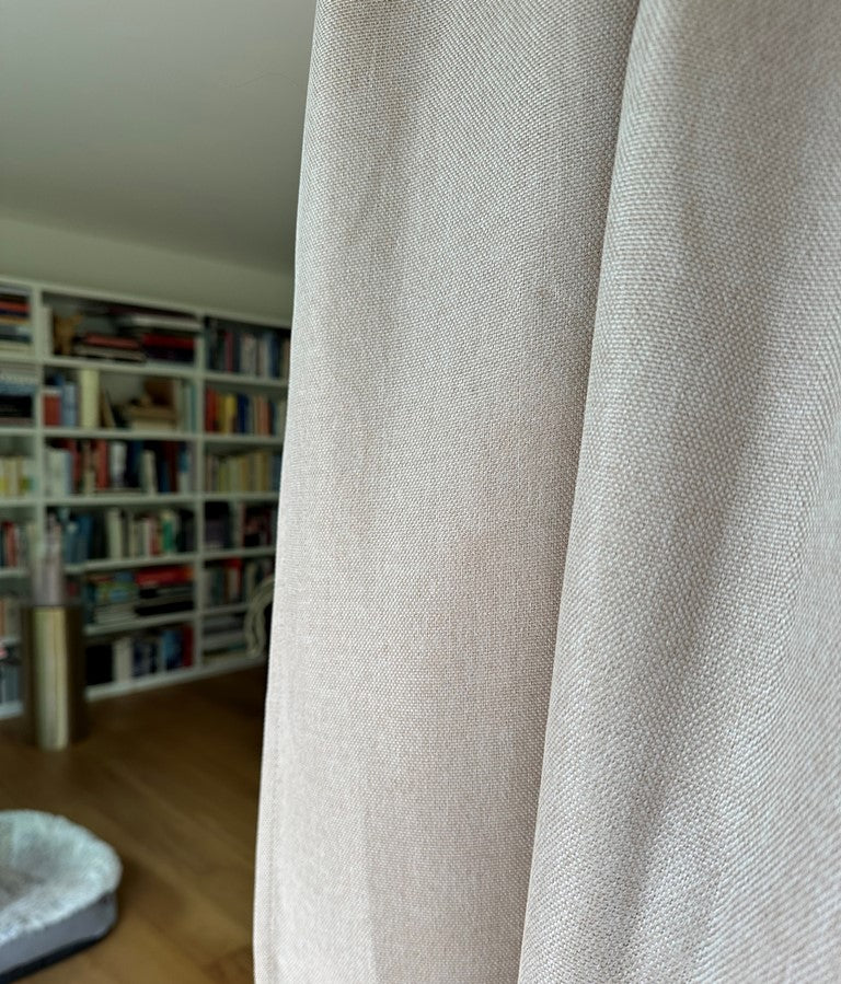 Curtain de dégoût Camel Mira