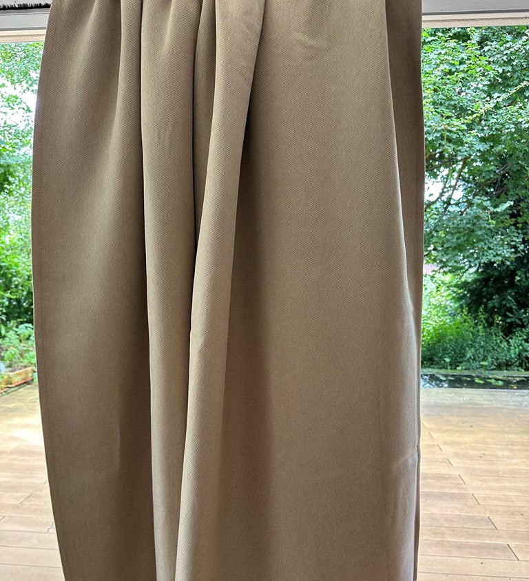 Curtain de dégoût Camel Mira