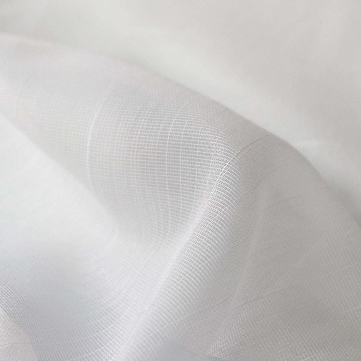 Tissu pour rideaux à gros plan FREDDIE en polyester – facile d'entretien, résistant et légèrement structuré