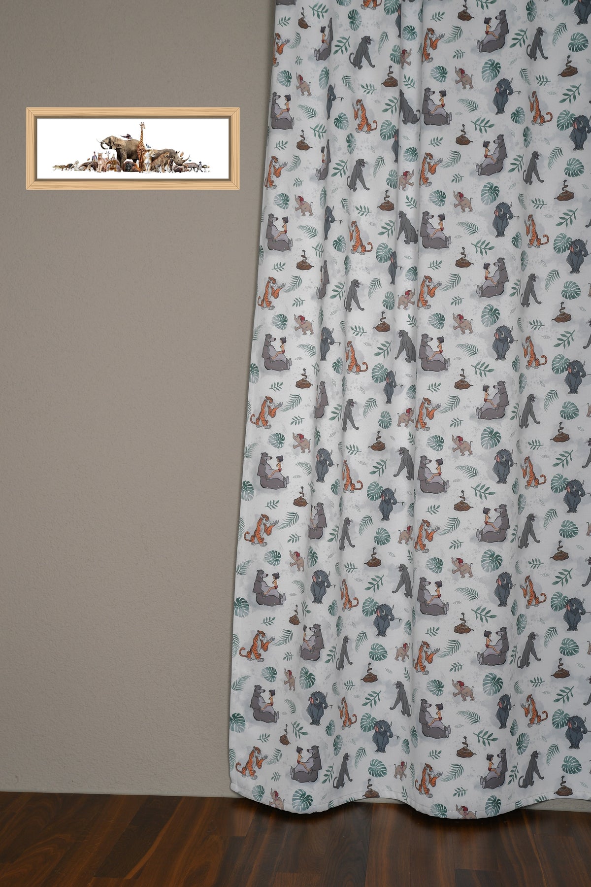 Rurtain de l'appareil Gray Jungle "Disney"